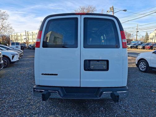 2024 Chevrolet Express 2500 RWD 2500 Regular Wheelbase WT