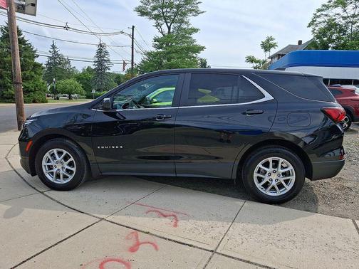 Mosaic Black Metallic 2023 Chevrolet Equinox 1LT