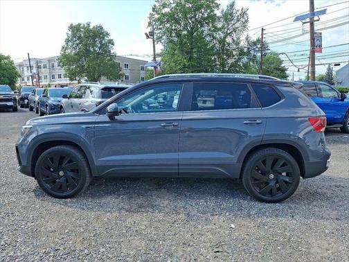 2024 Volkswagen Taos 1.5T SE