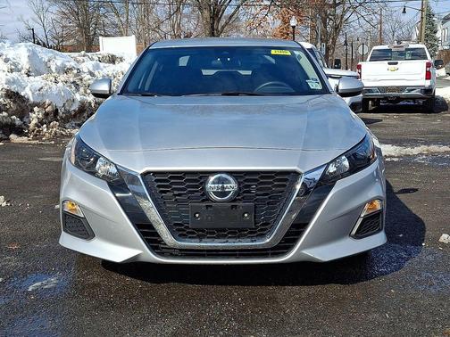 2022 Nissan Altima S FWD