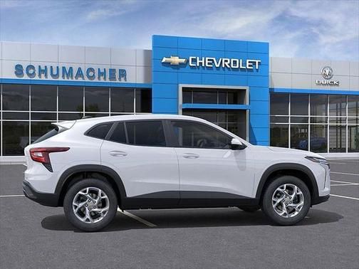 2025 Chevrolet Trax LS