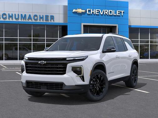 Summit White 2026 Chevrolet Traverse LT