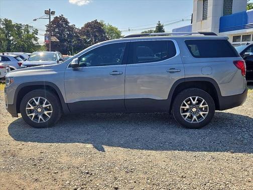 2023 GMC Acadia AWD SLT