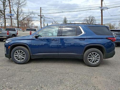 Northsky Blue Metallic 2023 Chevrolet Traverse LT Leather