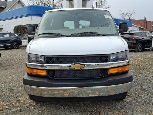 2025 Chevrolet Express 2500 RWD 2500 Regular Wheelbase WT