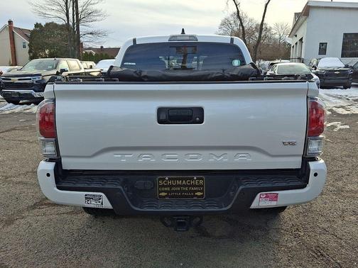 2022 Toyota Tacoma TRD Sport