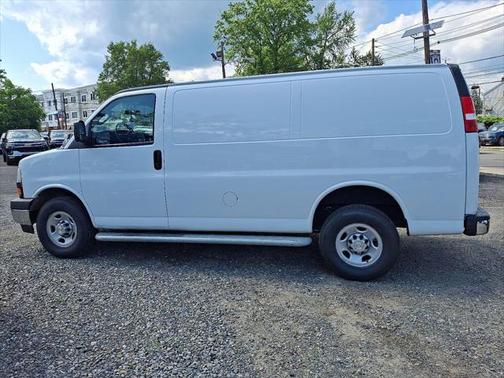 2023 Chevrolet Express 2500 RWD 2500 Regular Wheelbase WT