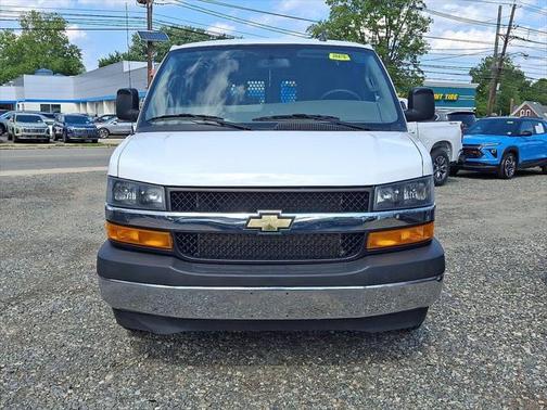 2023 Chevrolet Express 2500 RWD 2500 Regular Wheelbase WT