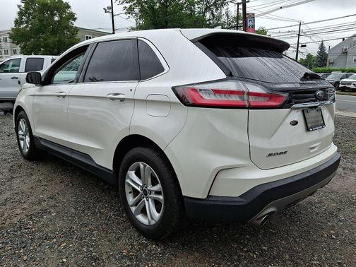 White Platinum Metallic Tri-Coat 2019 Ford Edge SEL