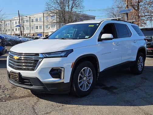 2022 Chevrolet Traverse LT Cloth
