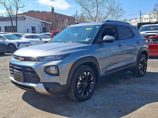 Sterling Gray Metallic 2023 Chevrolet Trailblazer LT