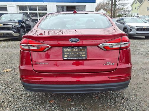 2019 Ford Fusion Hybrid SE