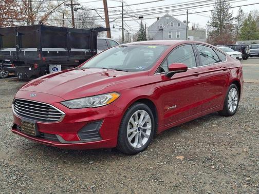 2019 Ford Fusion Hybrid SE