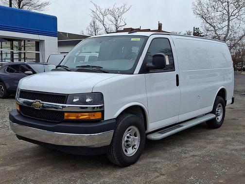 2024 Chevrolet Express 2500 RWD 2500 Regular Wheelbase WT