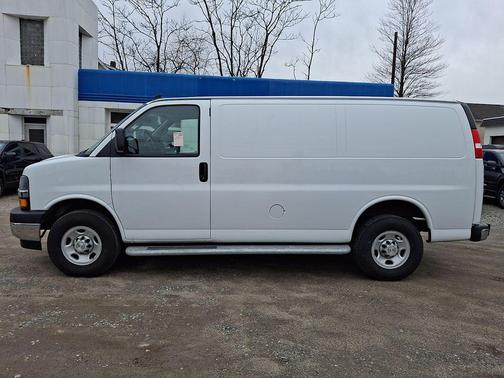 2024 Chevrolet Express 2500 RWD 2500 Regular Wheelbase WT