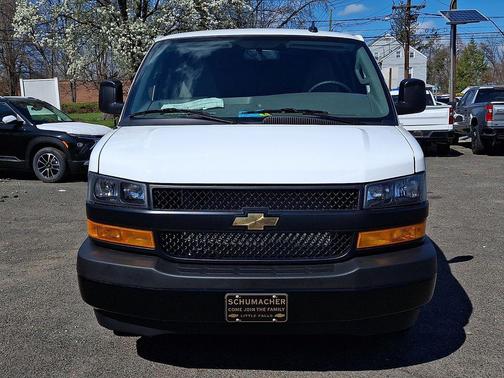 Summit White 2025 Chevrolet Express 2500 RWD 2500 Regular Wheelbase WT