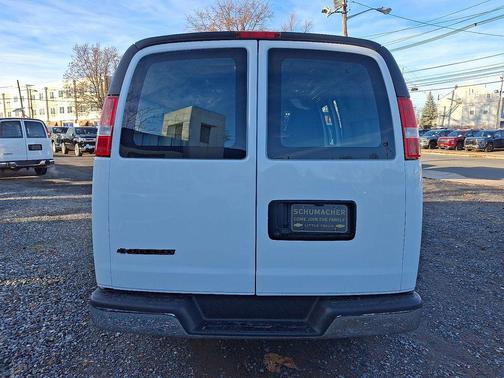 2024 Chevrolet Express 2500 RWD 2500 Regular Wheelbase WT