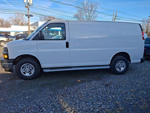 2024 Chevrolet Express 2500 RWD 2500 Regular Wheelbase WT