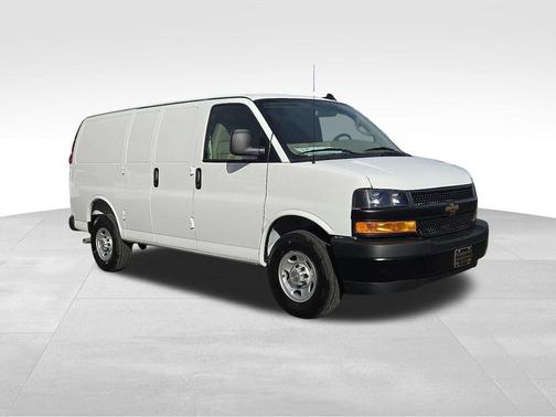 2025 Chevrolet Express 2500 RWD 2500 Regular Wheelbase WT