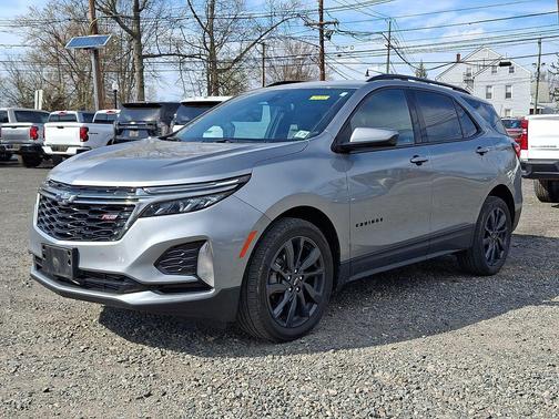 Sterling Gray Metallic 2023 Chevrolet Equinox AWD RS