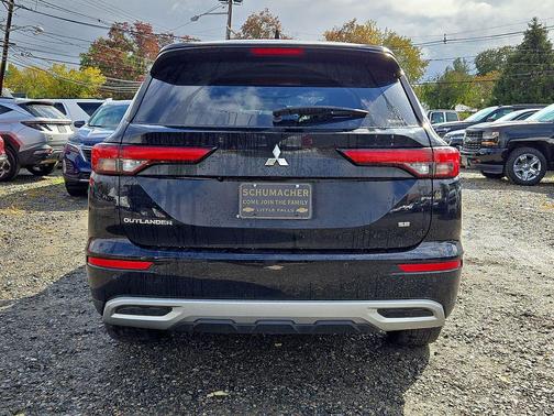2022 Mitsubishi Outlander Black Edition S-AWC