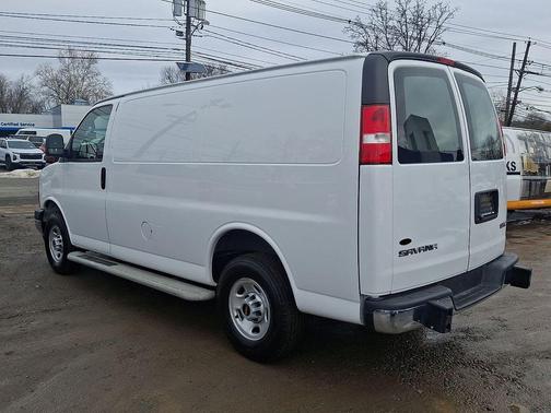 2024 GMC Savana 2500 Work Van