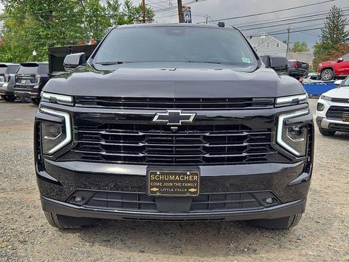 2025 Chevrolet Suburban RST