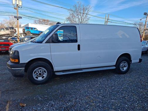 2024 GMC Savana 2500 Work Van
