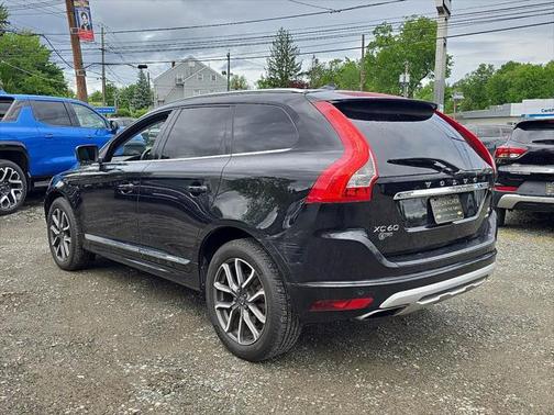 2017 Volvo XC60 T6 Dynamic