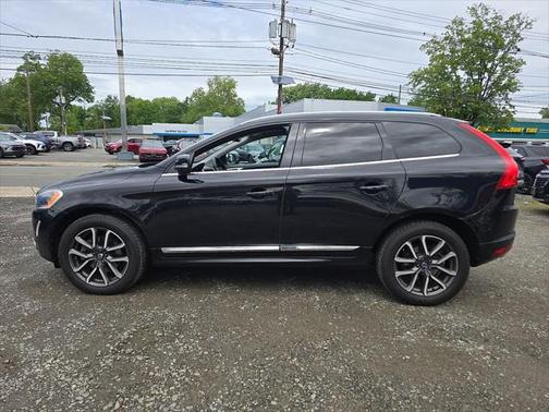 2017 Volvo XC60 T6 Dynamic