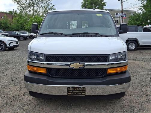 Summit White 2022 Chevrolet Express 2500 Work Van