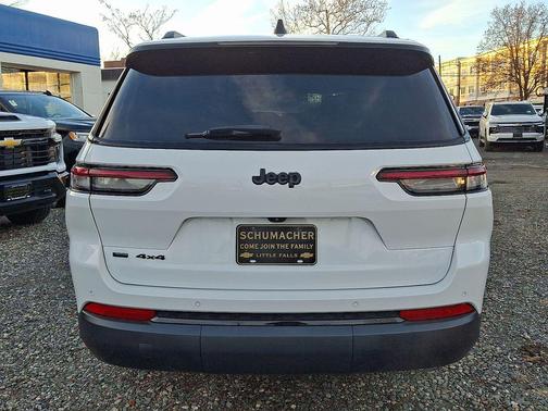 2021 Jeep Grand Cherokee L Altitude