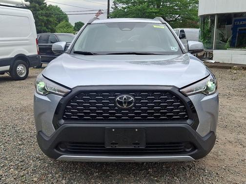 Sonic Silver 2023 Toyota Corolla Cross LE