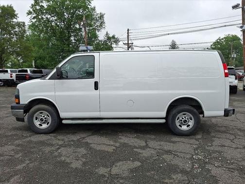 2023 GMC Savana 2500 Work Van