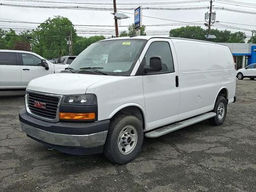 2023 GMC Savana 2500 Work Van