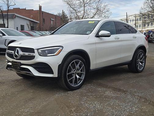 2022 Mercedes-Benz GLC 300 4MATIC Coupe