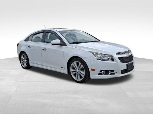 Summit White 2014 Chevrolet Cruze LTZ