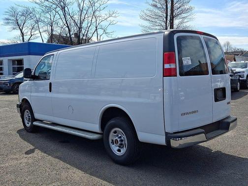 2024 GMC Savana 2500 Work Van