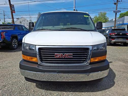 2022 GMC Savana 2500 Work Van