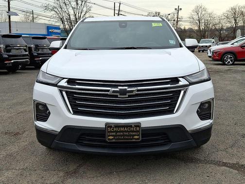 2024 Chevrolet Traverse LT Cloth