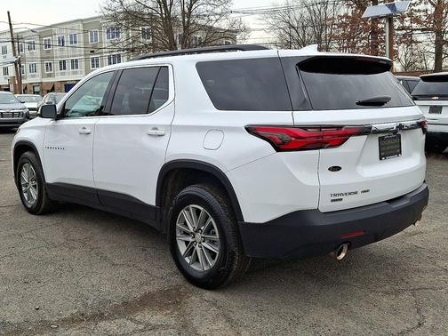 2024 Chevrolet Traverse LT Cloth