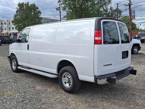 2023 Chevrolet Express 2500 RWD 2500 Regular Wheelbase WT