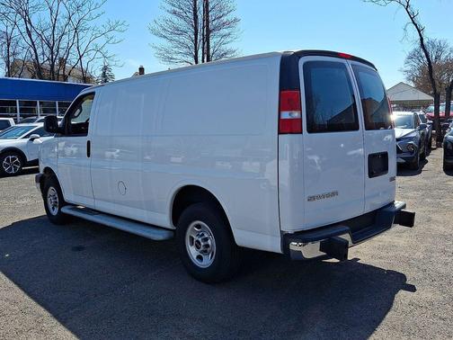 2024 GMC Savana 2500 Work Van