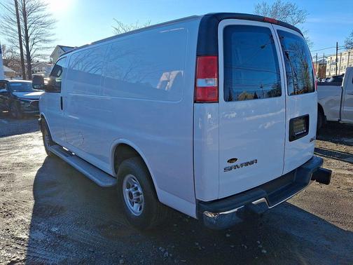 2024 GMC Savana 2500 Work Van