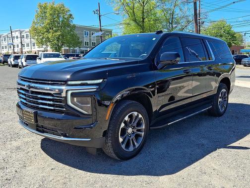 Black 2026 Chevrolet Suburban LT