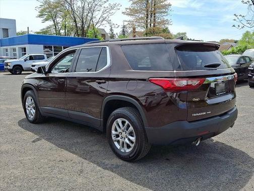 2021 Chevrolet Traverse LT Cloth