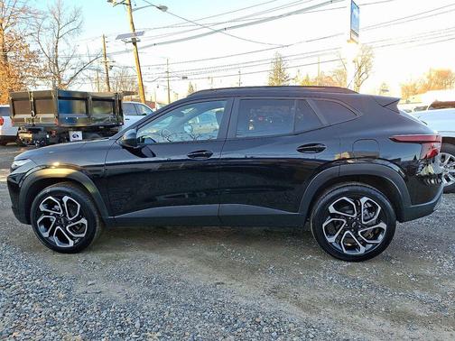 2025 Chevrolet Trax FWD 2RS