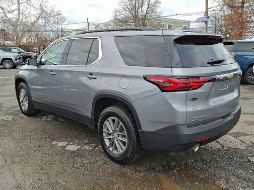 2024 Chevrolet Traverse LT Cloth