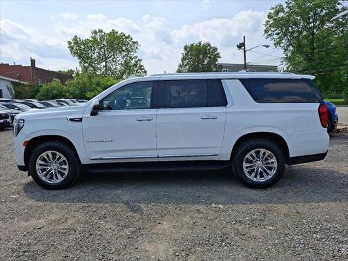 2021 GMC Yukon XL SLT