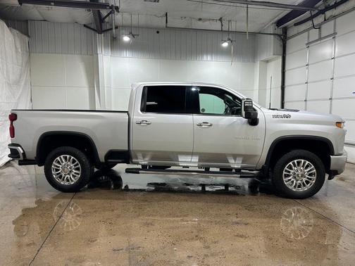 2022 Chevrolet Silverado 3500 High Country